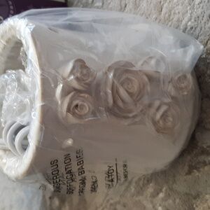 New Scentsy Warmer, Bride, Flowers, Full Size